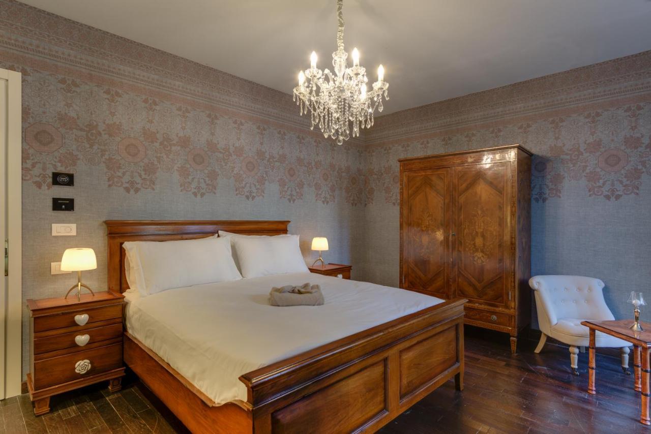 Palazzo Duomo Suites In Udine Center المظهر الخارجي الصورة